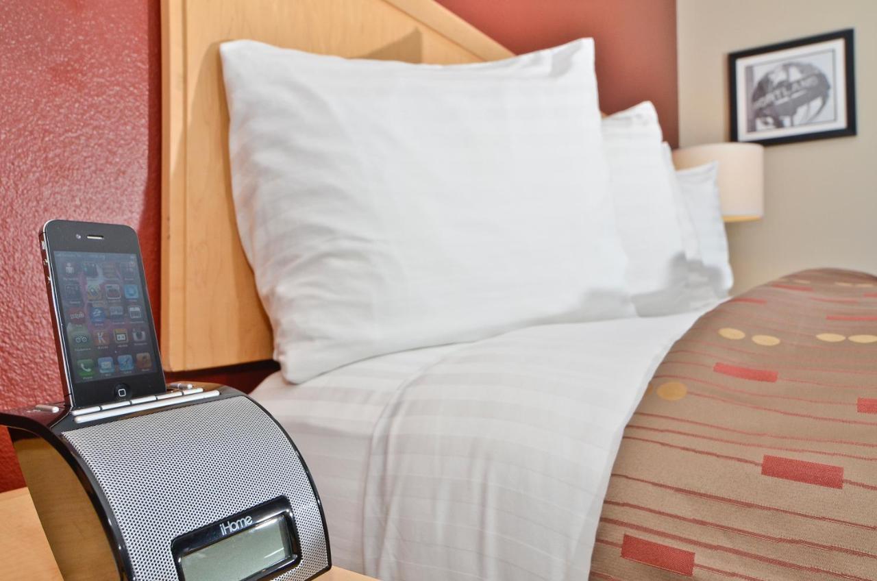 Clackamas Inn And Suites Quarto foto
